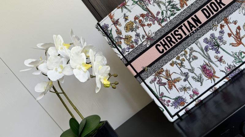 Christian Dior Shopping Bags